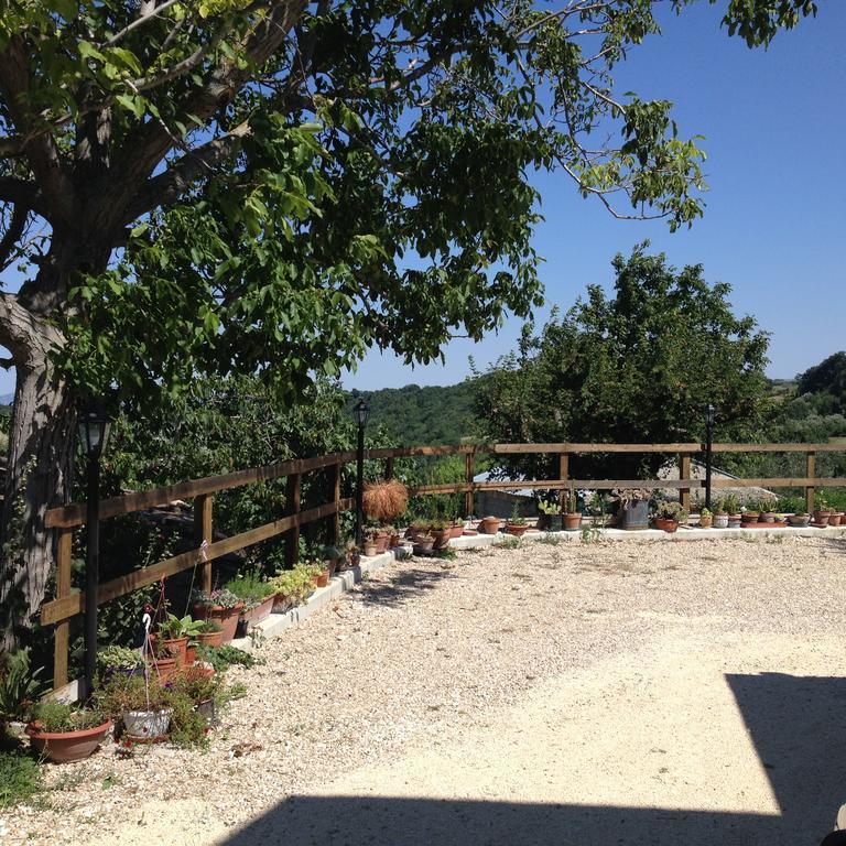 הוילה Civitella Casanova Masseria Spadone מראה חיצוני תמונה